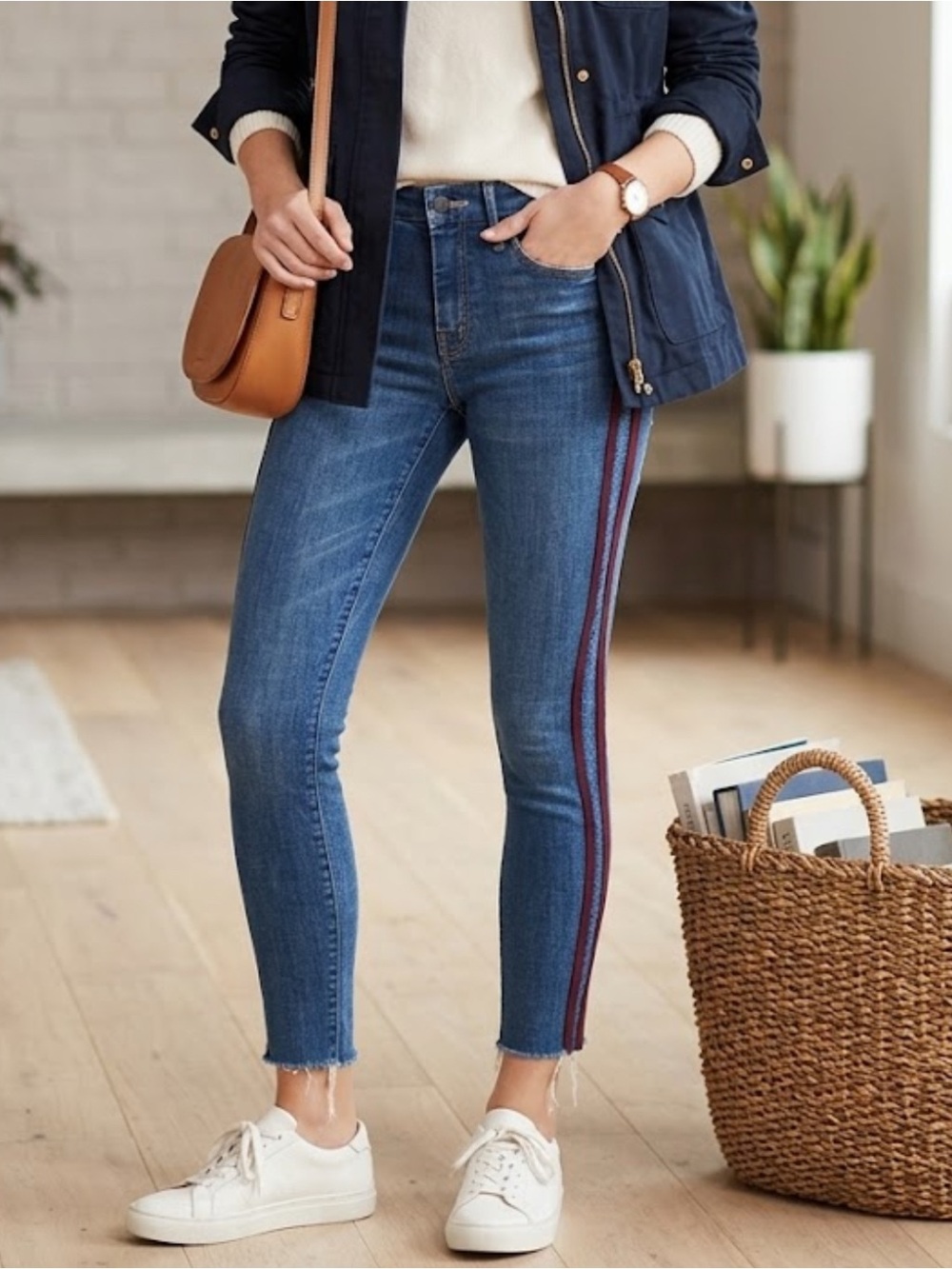 • MOTHER • Looker Ankle Fray Jeans Keeping Love Alive Racer Red